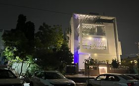 Hotel Vasudha Palace